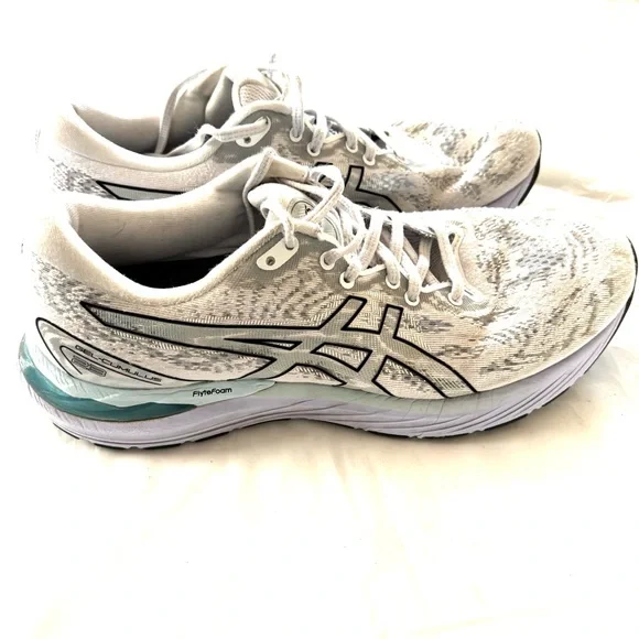 ASICS Gel Cumulus 23 White Gray Running Sneakers SZ 10.5 Worn 1X Indoors - Picture 14 of 14